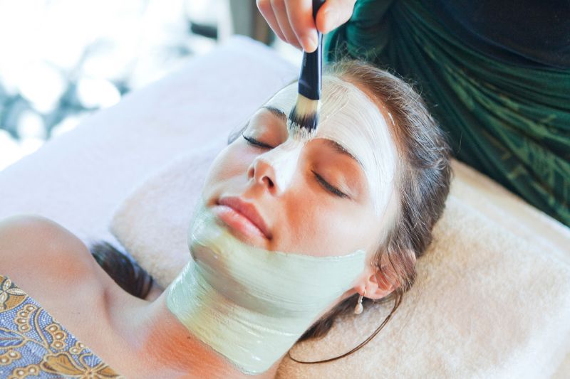 Byron Bay - Beauty/massage Therapists Urgently Needed